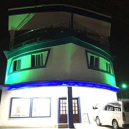Ocean Cruise Hotel Lapu-Lapu City Bagian luar foto