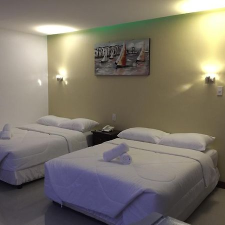 Ocean Cruise Hotel Lapu-Lapu City Bagian luar foto