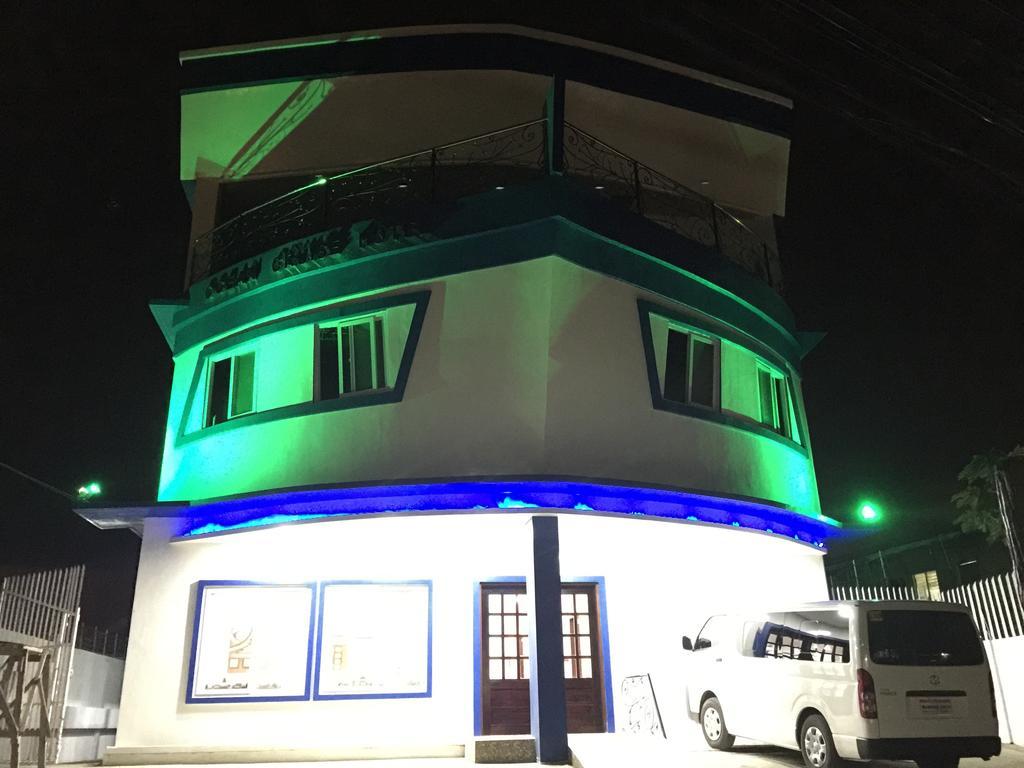 Ocean Cruise Hotel Lapu-Lapu City Bagian luar foto