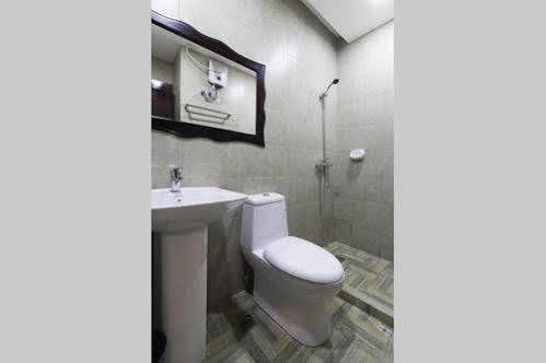 Ocean Cruise Hotel Lapu-Lapu City Bagian luar foto
