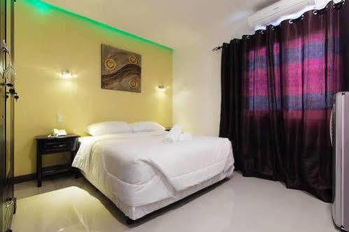 Ocean Cruise Hotel Lapu-Lapu City Bagian luar foto